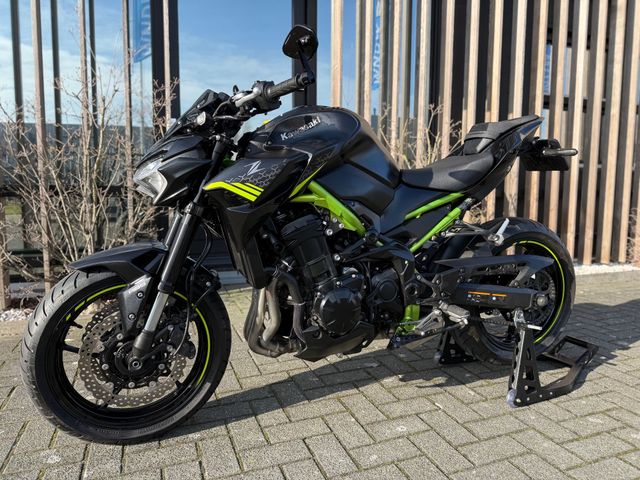kawasaki - z900