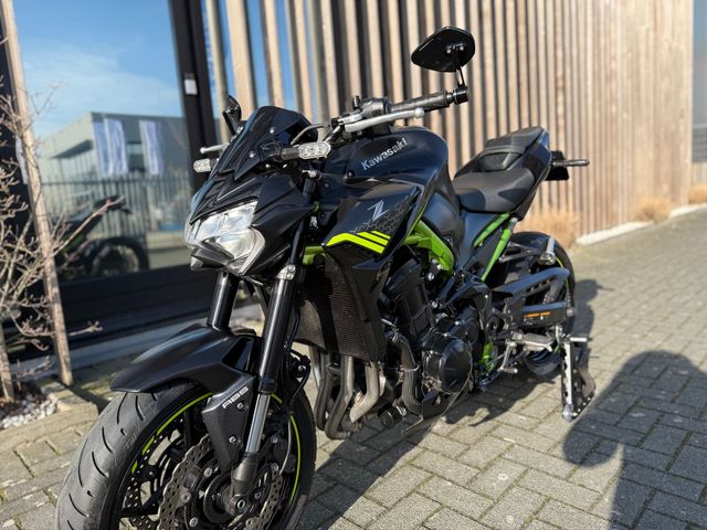 kawasaki - z900
