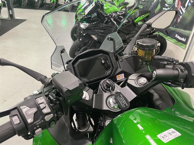 kawasaki - ninja-1100-sx-se