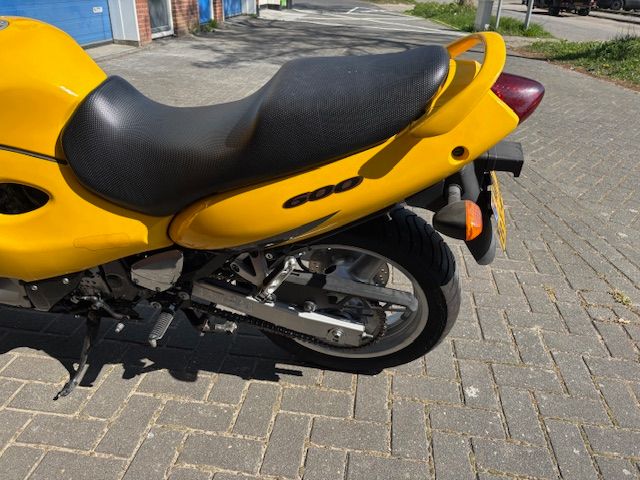 suzuki - gsx-600-f