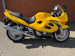 SUZUKI GSX 600 F