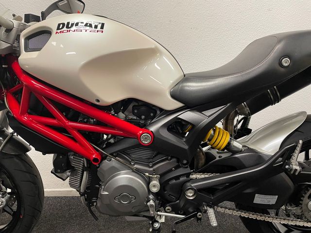ducati - m-796