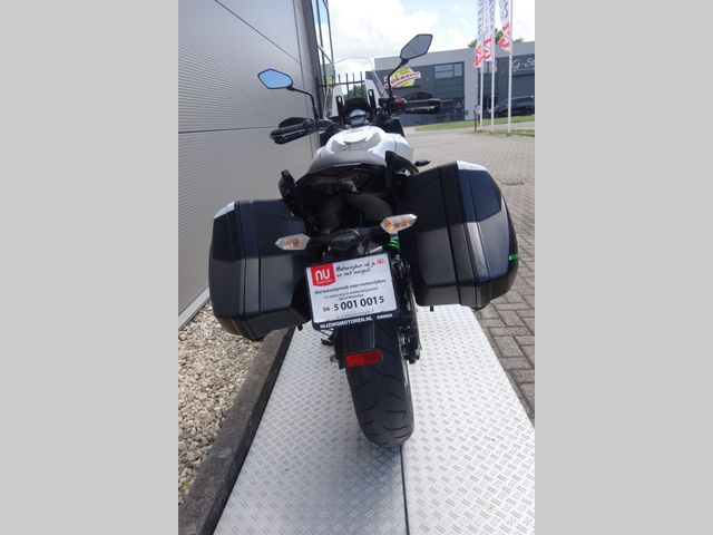 kawasaki - versys-650-grand-tourer