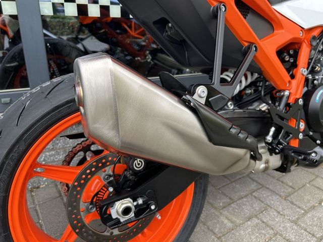 ktm - 990-duke-r