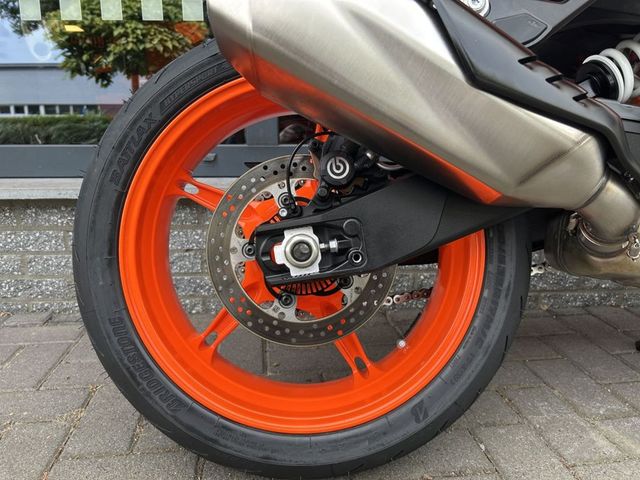 ktm - 990-duke-r