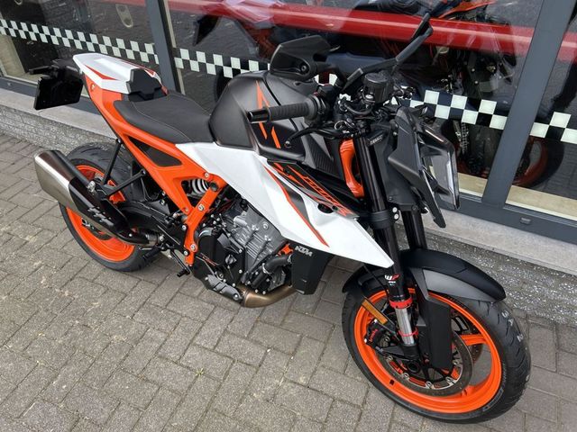 ktm - 990-duke-r