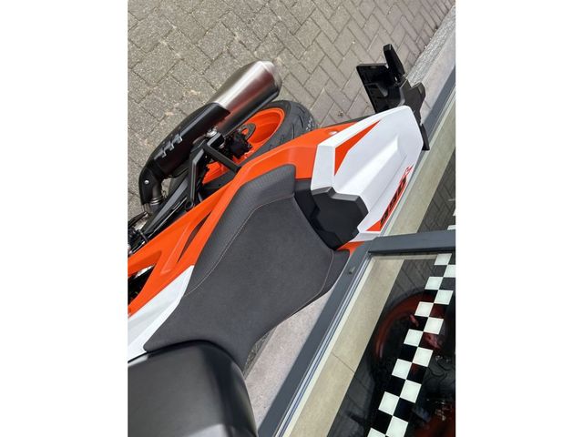 ktm - 990-duke-r