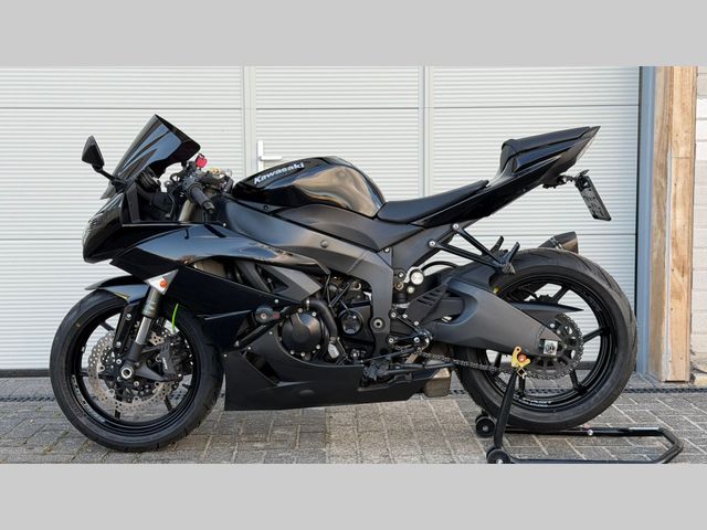 kawasaki - ninja-zx-6r