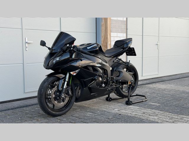 kawasaki - ninja-zx-6r