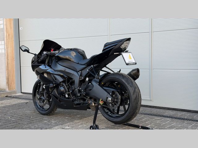 kawasaki - ninja-zx-6r