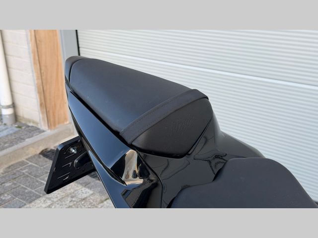 kawasaki - ninja-zx-6r