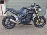 TRIUMPH SPEED TRIPLE 1050