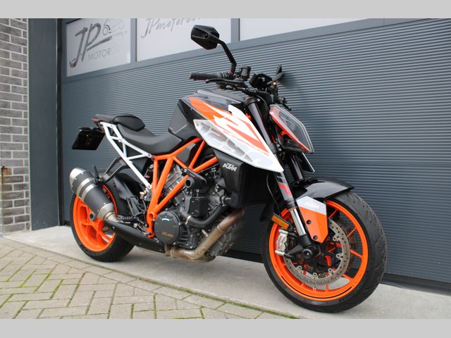 ktm - 1290-super-duke-r