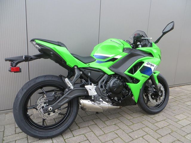 kawasaki - ninja-650-krt-edition