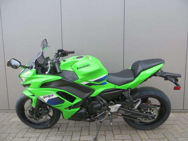 kawasaki - ninja-650-krt-edition