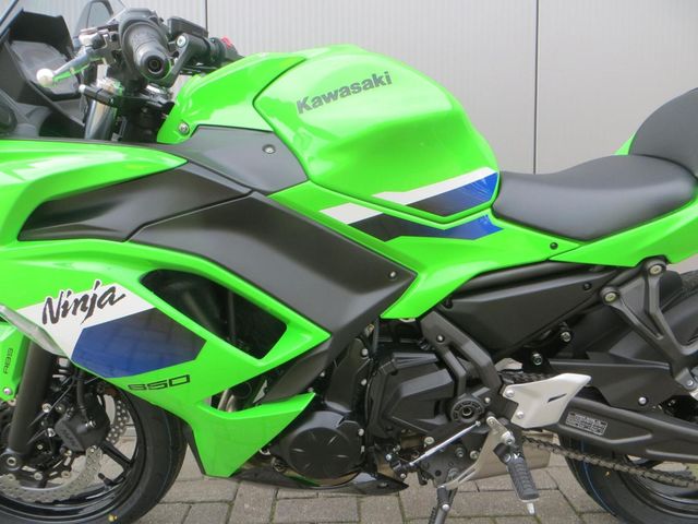 kawasaki - ninja-650-krt-edition