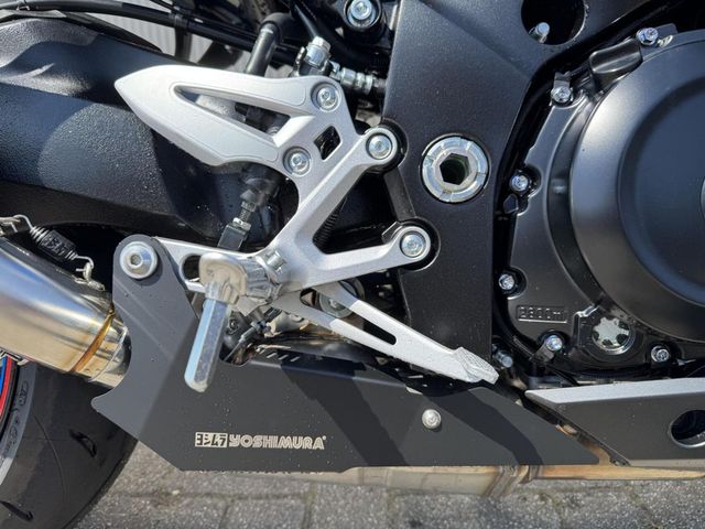 suzuki - gsx-s-950