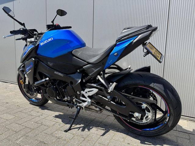suzuki - gsx-s-950
