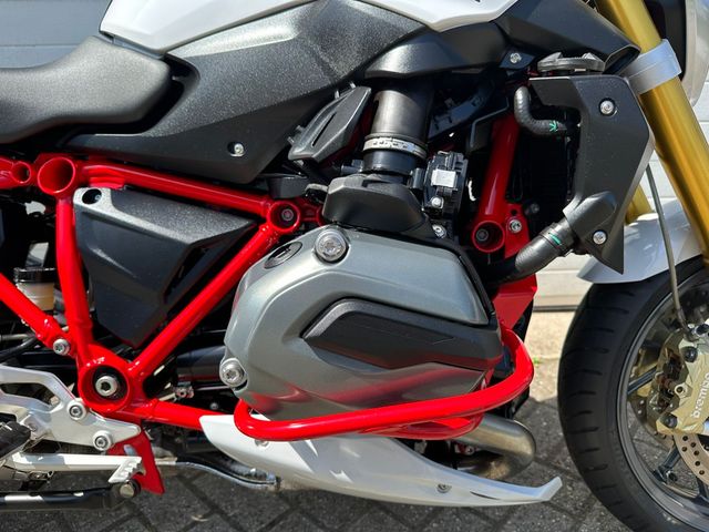 bmw - r-1200-r-abs