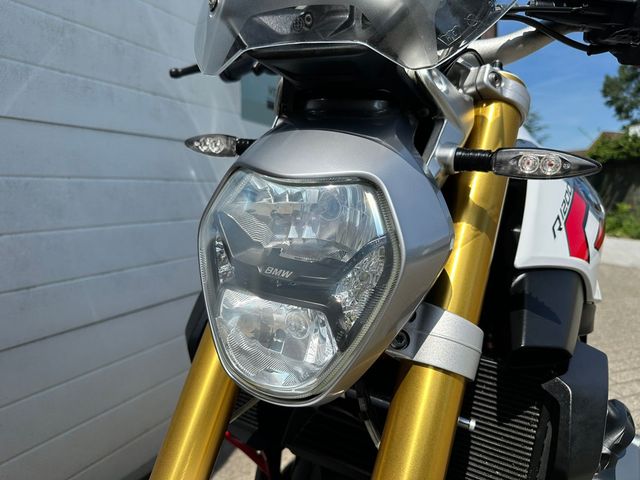 bmw - r-1200-r-abs