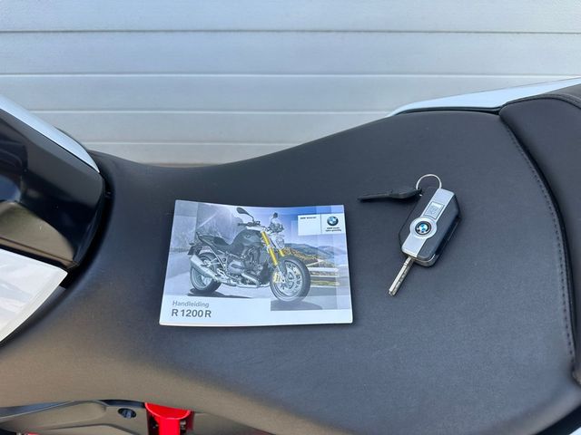 bmw - r-1200-r-abs