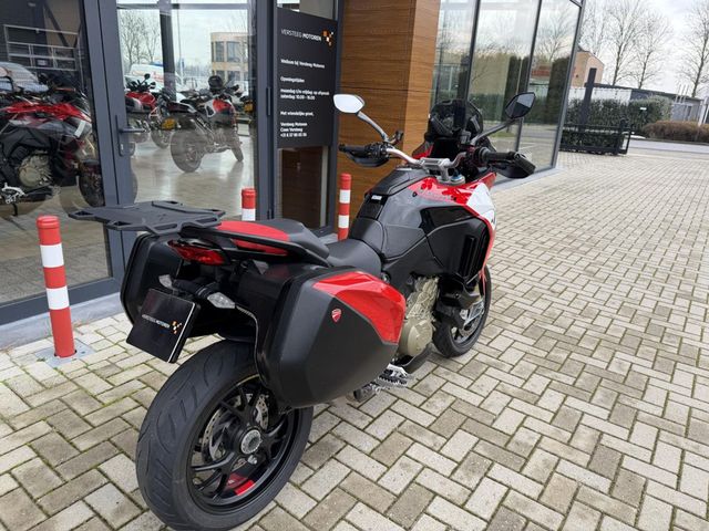 ducati - multistrada-v4-pikes-peak