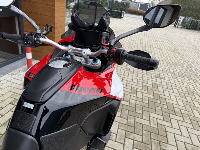 ducati - multistrada-v4-pikes-peak