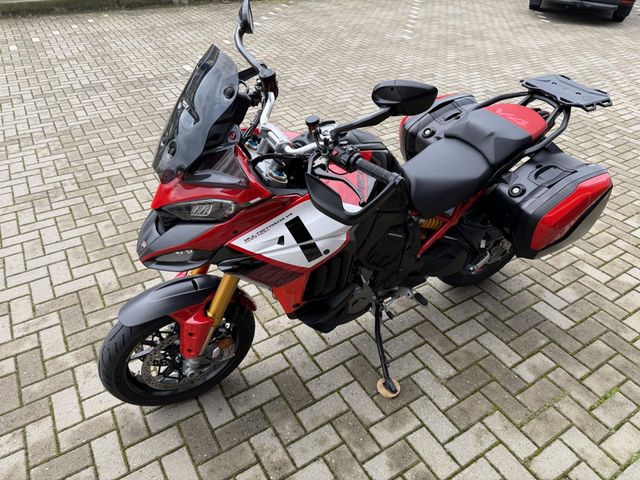 ducati - multistrada-v4-pikes-peak