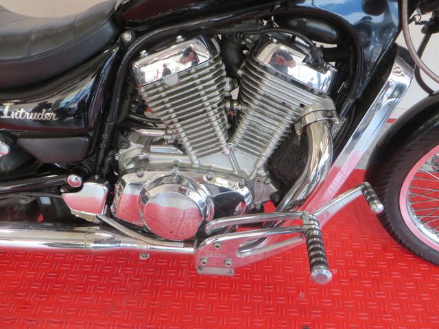 suzuki - vs-700-intruder