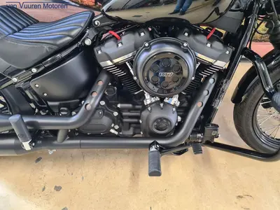 HARLEY-DAVIDSON STREET BOB FXDB – foto 2