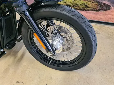 HARLEY-DAVIDSON STREET BOB FXDB – foto 4