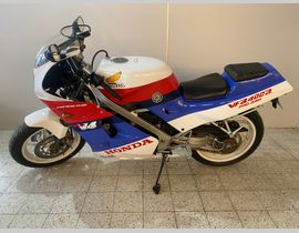 Honda VFR 400 R 1988 occasion