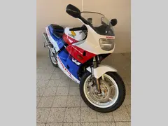 Honda VFR 400 R 1988 occasion – foto 15 van 18