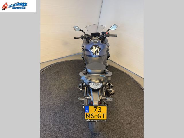 suzuki - gsx-s-1000-gt