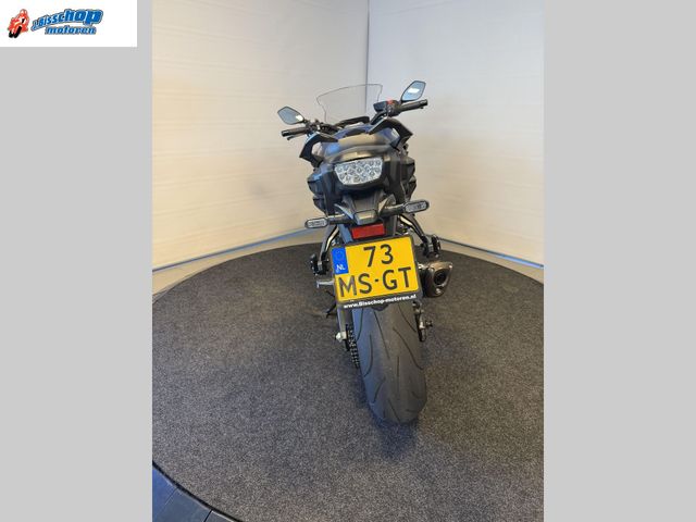 suzuki - gsx-s-1000-gt