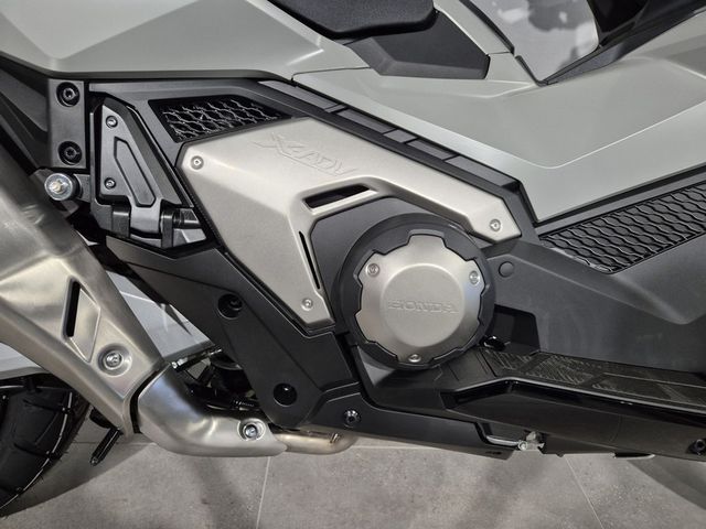 honda - x-adv
