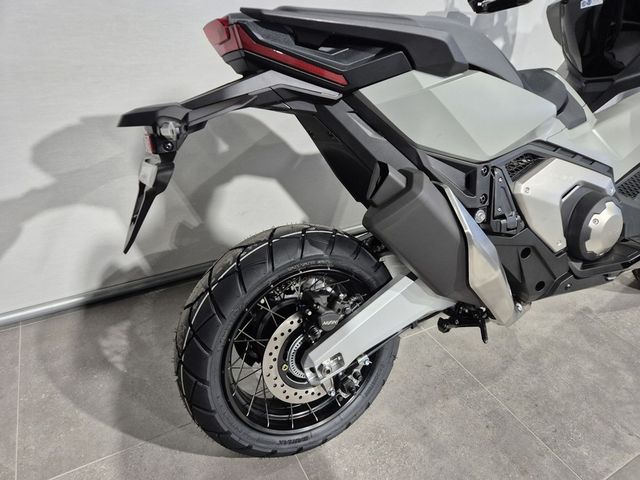 honda - x-adv