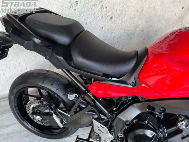 yamaha - tracer-9