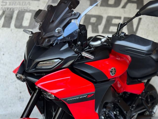 yamaha - tracer-9