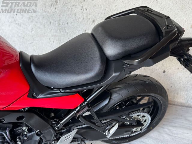 yamaha - tracer-9