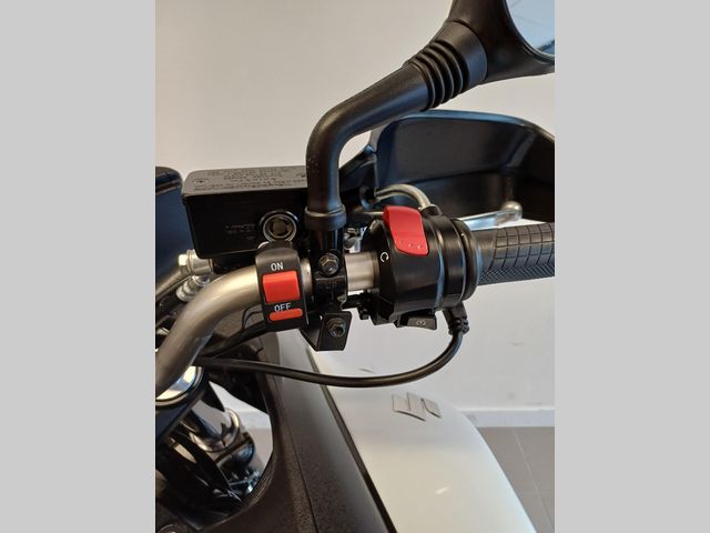 suzuki - v-strom-dl-650-abs