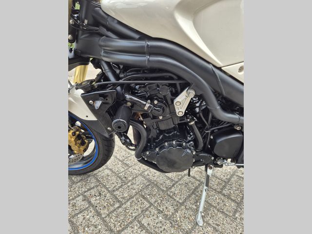 triumph - speed-triple