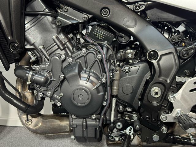 yamaha - tracer-9-gt--