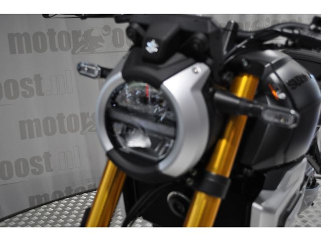 suzuki - gsx-8t