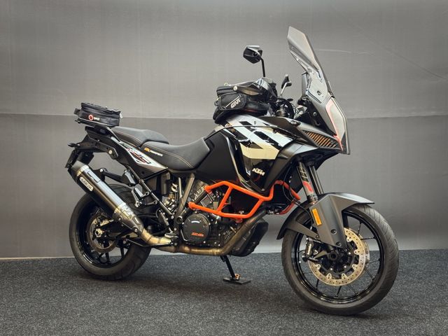 ktm - 1290-super-adventure-s