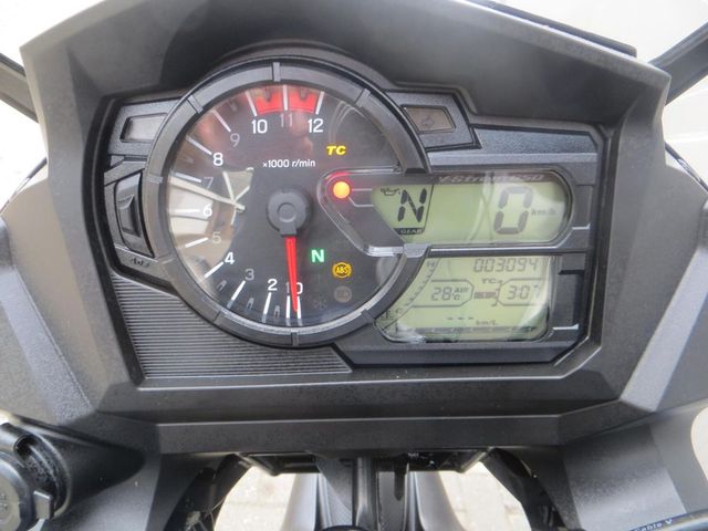 suzuki - v-strom-dl-650-abs