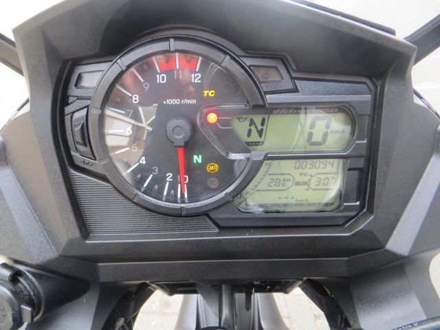 suzuki - v-strom-dl-650-abs