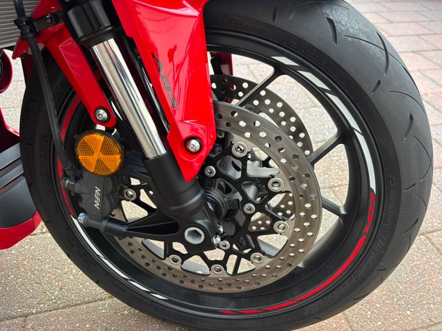 honda - cbr-650-r