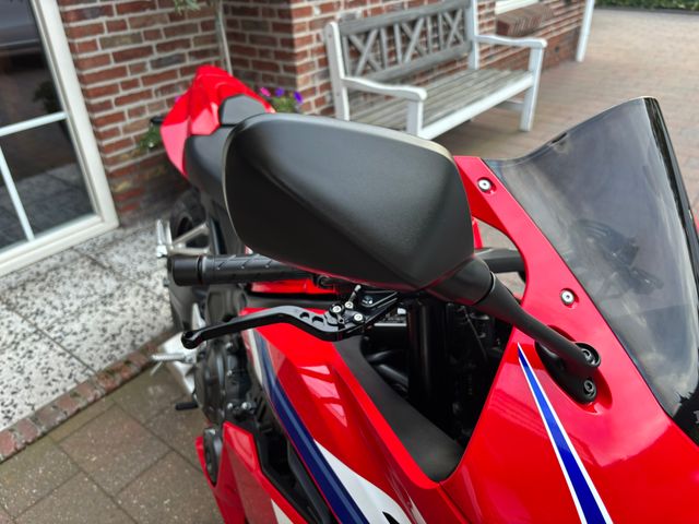 honda - cbr-650-r