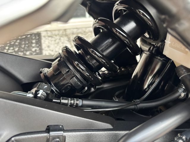 honda - cbr-650-r